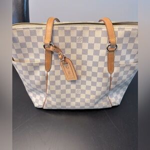 LOUIS VUITTON Damier Azur Totally MM
